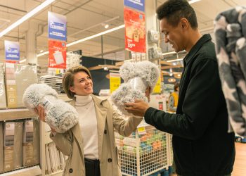 Tips for managing inventory in a small retail store